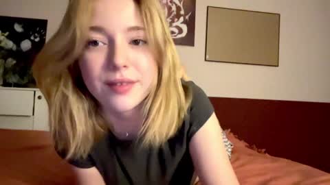 Alexa..  Inst     Fansly infinitysoul  online show from 01/01/25, 08:15