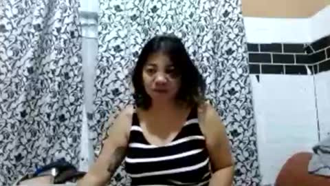 Snapshot of infinitythegoddess chatting on 10/25/25, 01:35 Infinitythegoddess online show from 10/25/25, 01:35