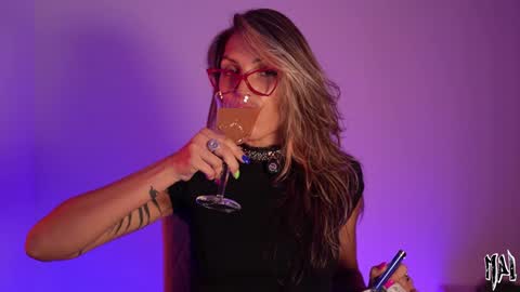 MAL ---  online show from 09/26/25, 09:08