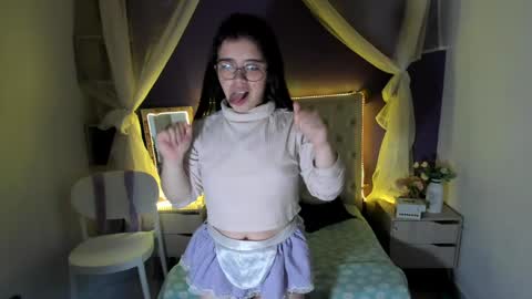 Ingrid petite online show from 12/21/24, 08:00