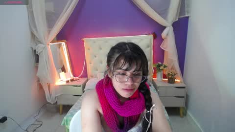 Ingrid petite online show from 01/15/25, 06:54