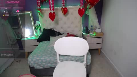 Ingrid petite online show from 02/25/25, 11:33