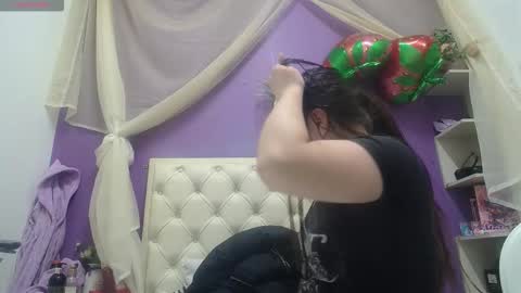 Ingrid petite online show from 09/12/25, 09:59