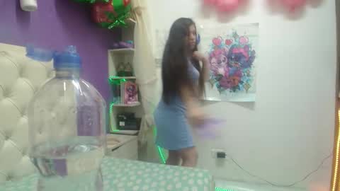 Ingrid petite online show from 10/07/25, 08:39