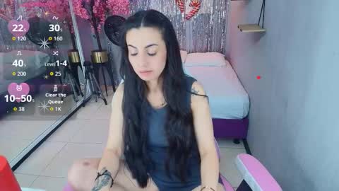 Ingrid online show from 12/18/25, 07:53