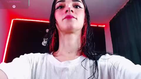 Snapshot of ingrid_zese chatting on 12/14/25, 07:29 Ingrid Zese online show from 12/14/25, 07:29