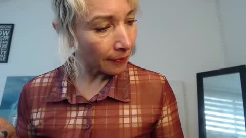            online show from 02/21/25, 03:10