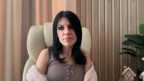 Snapshot of injaathome chatting on 01/12/26, 06:51 InjaAtHome online show from 01/12/26, 06:51