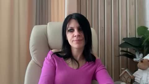 Snapshot of injaathome chatting on 01/14/26, 07:14 InjaAtHome online show from 01/14/26, 07:14