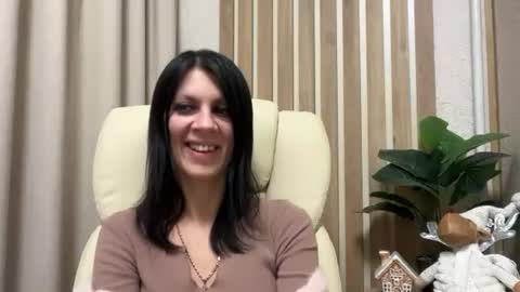 Snapshot of injaathome chatting on 01/15/26, 07:28 InjaAtHome online show from 01/15/26, 07:28