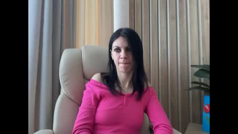 Snapshot of injaathome chatting on 03/10/26, 07:13 InjaAtHome online show from 03/10/26, 07:13