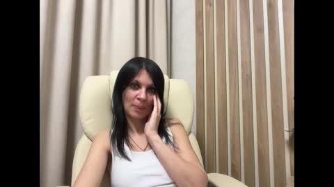 Snapshot of injaathome chatting on 05/04/26, 06:15 InjaAtHome online show from 05/04/26, 06:15