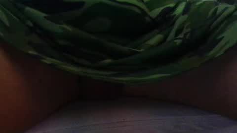 Snapshot of injmolder2 chatting on 02/06/26, 01:36 Hanging Out online show from 02/06/26, 01:36