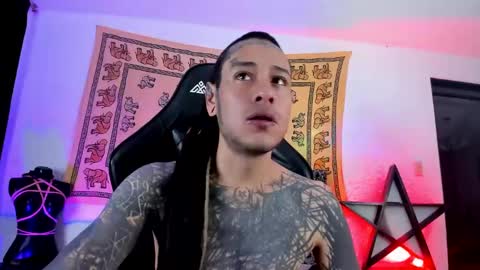 Snapshot of ink_u_buzz chatting on 01/09/25, 09:37 Dani  online show from 01/09/25, 09:37