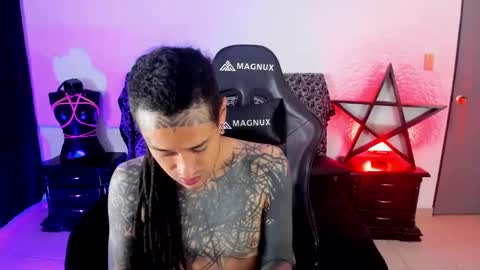 Snapshot of ink_u_buzz chatting on 01/24/25, 11:26 Dani  online show from 01/24/25, 11:26