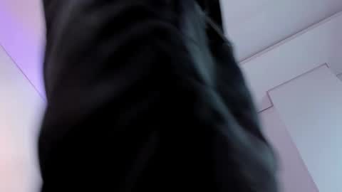 ANGELO online show from 11/22/25, 05:17