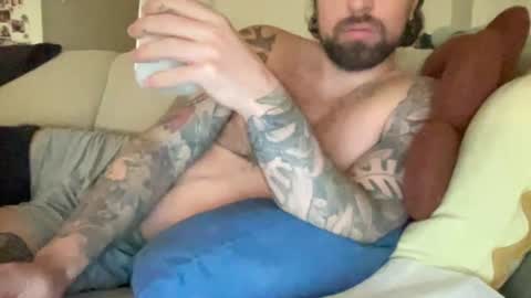 Snapshot of inktyler chatting on 02/09/25, 03:22 inktyler online show from 02/09/25, 03:22