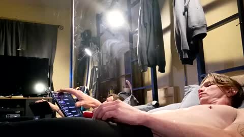 Snapshot of inlovewithlace chatting on 10/26/25, 06:52 inlovewithlace online show from 10/26/25, 06:52