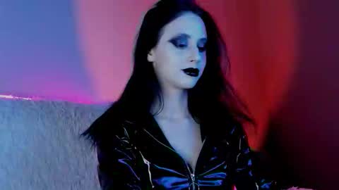 Venera  online show from 10/10/25, 04:17