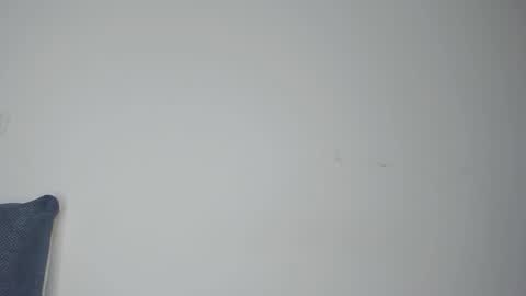 Snapshot of innocent__student18 chatting on 10/08/25, 10:29 ALESSIA online show from 10/08/25, 10:29