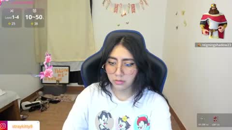 Luna        online show from 06/25/26, 12:32