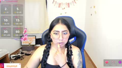 Luna        online show from 06/29/26, 05:35