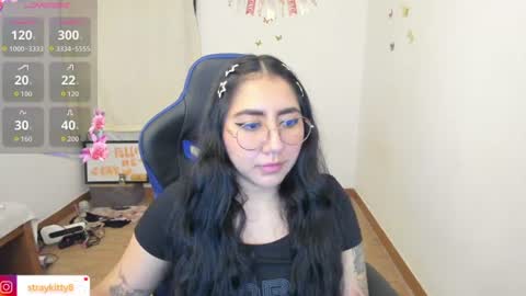 Luna        online show from 07/07/26, 10:36