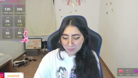 Luna        online show from 08/09/26, 08:47