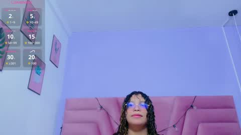 innocenthazel online show from 11/30/25, 12:42