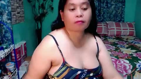 inocent_joy online show from 12/30/24, 07:32