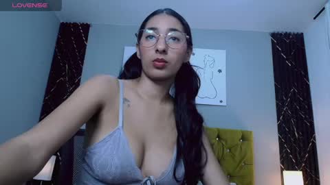 Luna moon online show from 04/17/26, 06:05