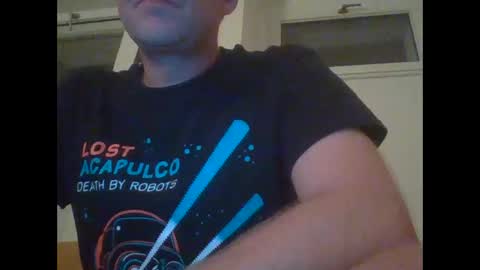 Snapshot of insanesunrise chatting on 09/21/25, 06:09 insanesunrise online show from 09/21/25, 06:09