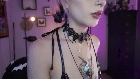 Snapshot of insania_999 chatting on 03/26/26, 06:02 SANIA online show from 03/26/26, 06:02