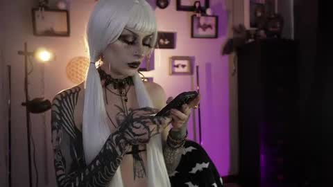 Snapshot of insania_999 chatting on 07/19/26, 03:49 SANIA online show from 07/19/26, 03:49