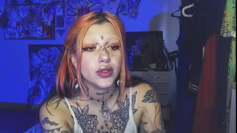 Snapshot of insunnity666 chatting on 11/12/25, 08:26 Insunnity666 online show from 11/12/25, 08:26