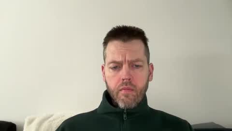 Snapshot of interestedhun chatting on 01/29/25, 10:16 InterestedHun online show from 01/29/25, 10:16