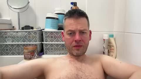 Snapshot of interestedhun chatting on 10/03/25, 01:19 InterestedHun online show from 10/03/25, 01:19