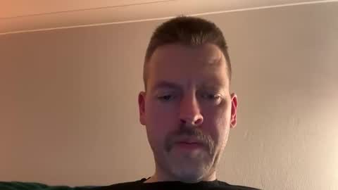 Snapshot of interestedhun chatting on 12/15/25, 11:36 InterestedHun online show from 12/15/25, 11:36