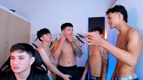 Snapshot of interracial_wallen chatting on 11/05/25, 03:12 Damian Sam Jack Daniel and James online show from 11/05/25, 03:12