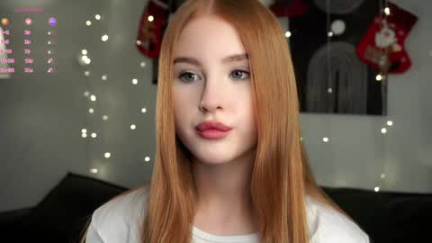 Ellie online show from 01/11/25, 02:04