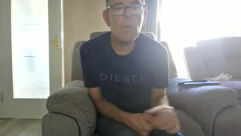 inthemood63 online show from 09/14/25, 02:38