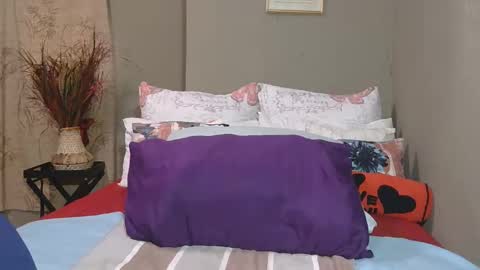 boniswa caroline online show from 02/16/26, 05:58