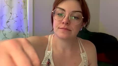 IntoTheWoodsWeGo online show from 06/03/26, 09:20