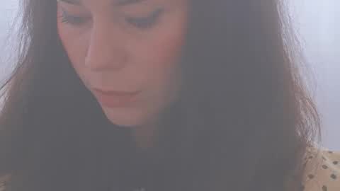 Nadyia online show from 09/18/25, 10:06