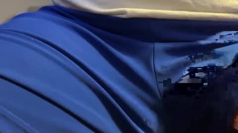 Snapshot of intressiert chatting on 03/09/25, 08:42 intressiert online show from 03/09/25, 08:42