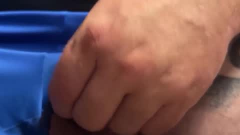 Snapshot of intressiert chatting on 09/21/25, 08:43 intressiert online show from 09/21/25, 08:43