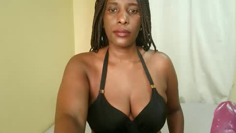 INVOBAE online show from 10/21/25, 07:03