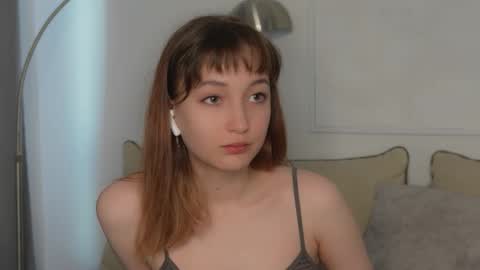 invokersgirl online show from 09/14/25, 03:00