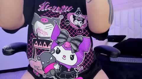 Snapshot of io_chie_ chatting on 09/16/25, 04:46 io_chie_ online show from 09/16/25, 04:46