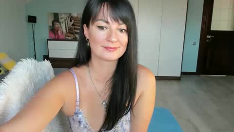iracherrynow online show from 10/26/25, 12:11